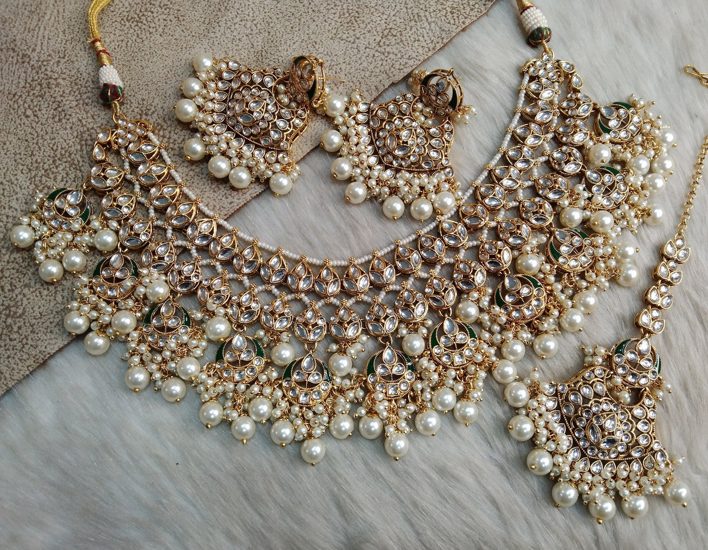 Indian Jewelry/ Gold Bridal Kundan necklace Set Indian green,gajjri,gold white,rama green,red,gajjri Bridal Jewellery avicii calvin Necklace