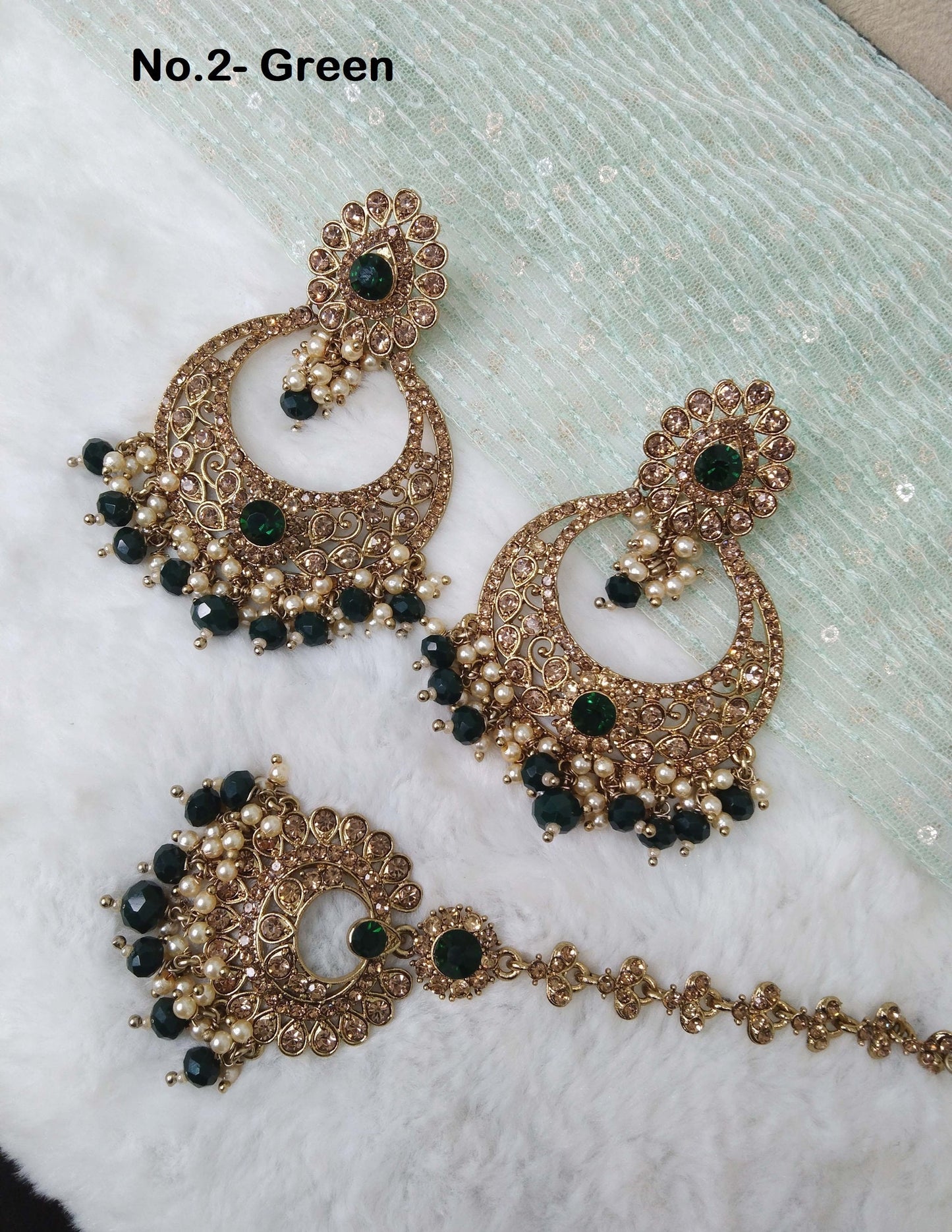 Indian Jewellery/Gold Indian Earrings Tikka Set/Indian dark gold ,Green, peach chand balli Earrings Set Jewellery/Wedding Bridal Jewellery Set