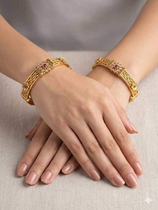 Indian bangles Traditional bollywood jewelry Ruby Green Samia Gold bangles