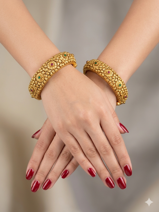 Indian bangles Traditional bollywood jewelry Ruby Green Hajra Gold bangles