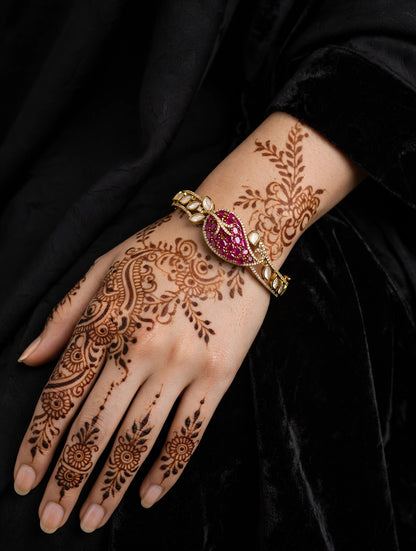 Antique Ruby AD Moissnaite Kundan Hand Bracelets Junia Jewellery