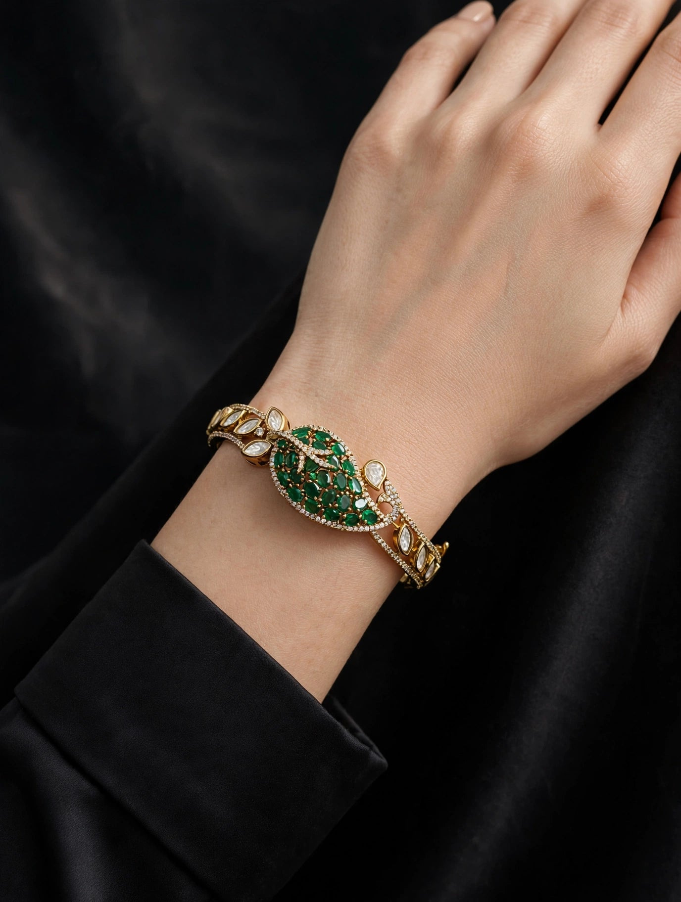 Antique Green AD Moissnaite Kundan Hand Bracelets Junia Jewellery