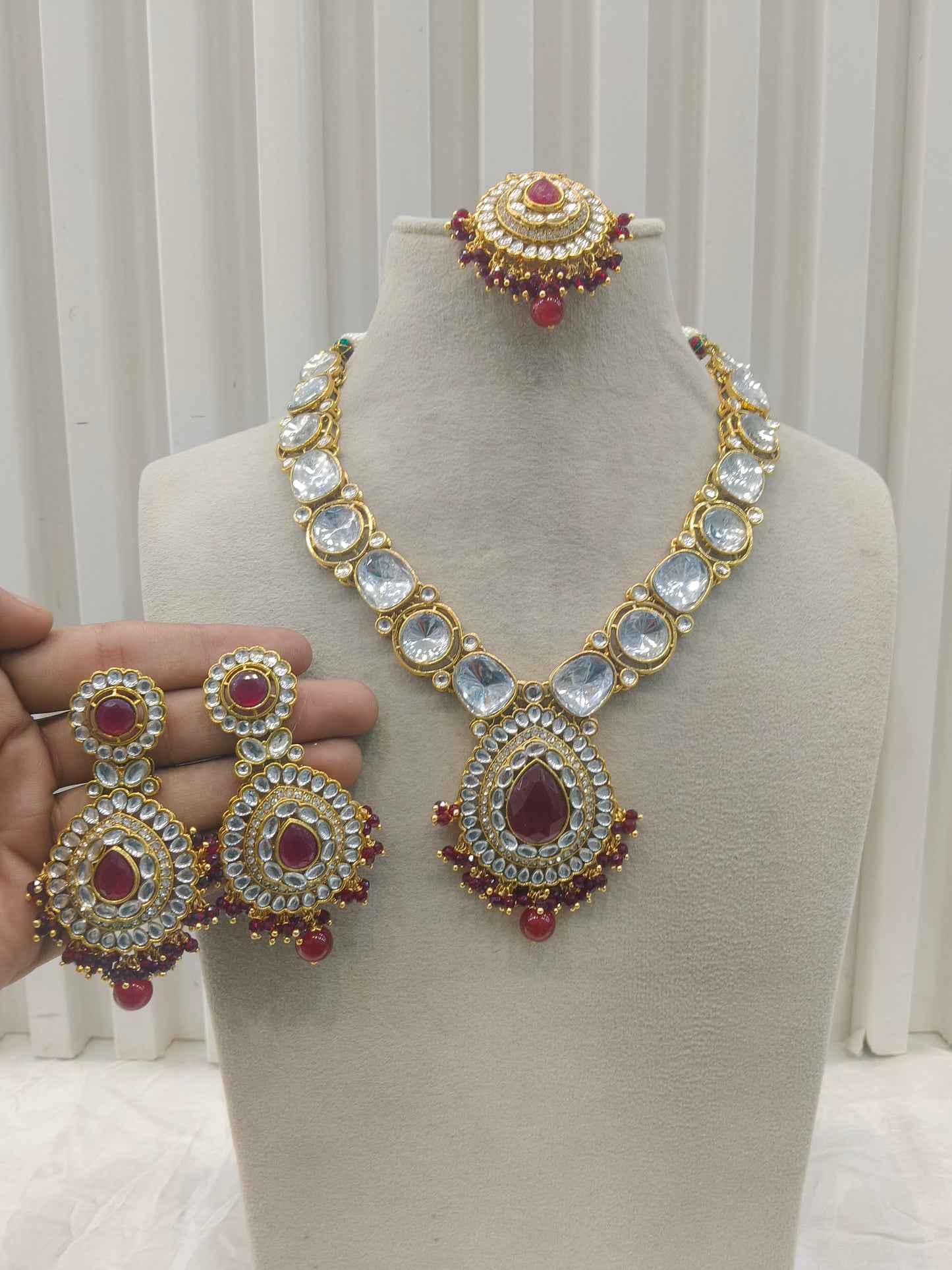 Maroon Kundan necklace Set/ kundan Indian jewellery kundan Gauri sets