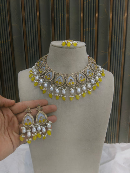 Antique Gold Yellow Necklace Set/ Antique gold Indian Betty Jewellery