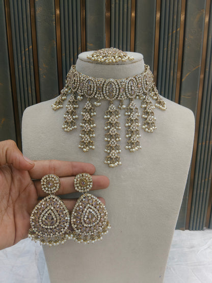 Antique Gold White Choker Indian Jewellery Inder Set