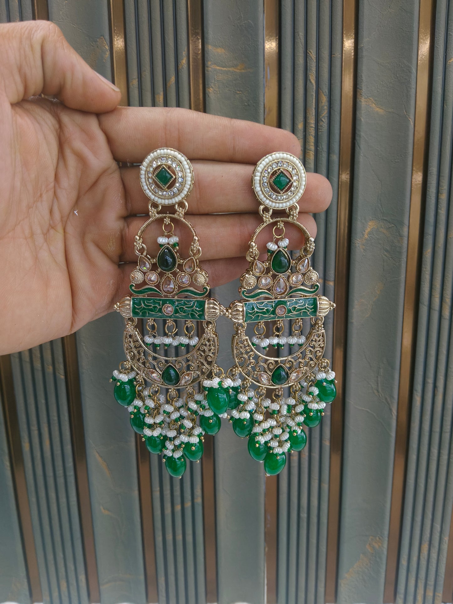 Antique Gold Green Bollywood Saku Indian Earrings