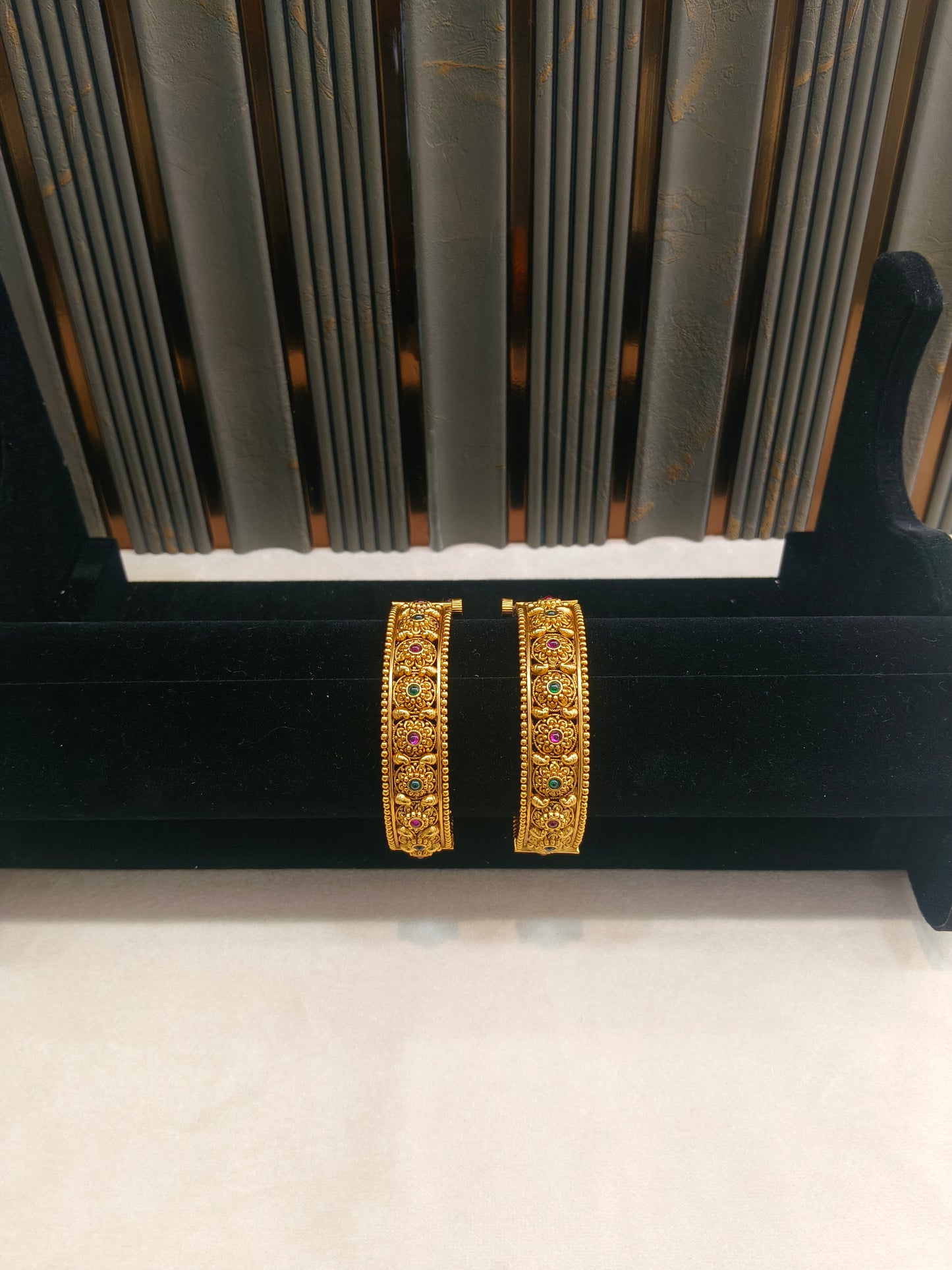 Indian bangles Traditional bollywood jewelry Ruby Green Palak Gold bangles