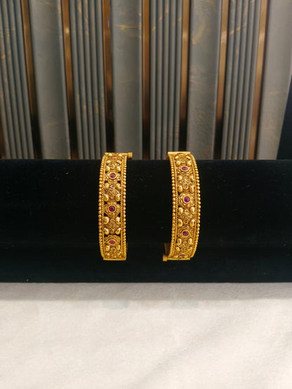 Indian bangles Traditional bollywood jewelry Ruby Ruqa Gold bangles