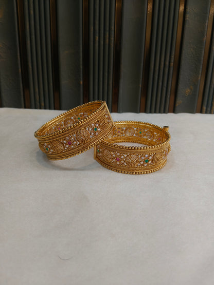 Indian bangles Traditional bollywood jewelry Ruby Green Irum Gold bangles
