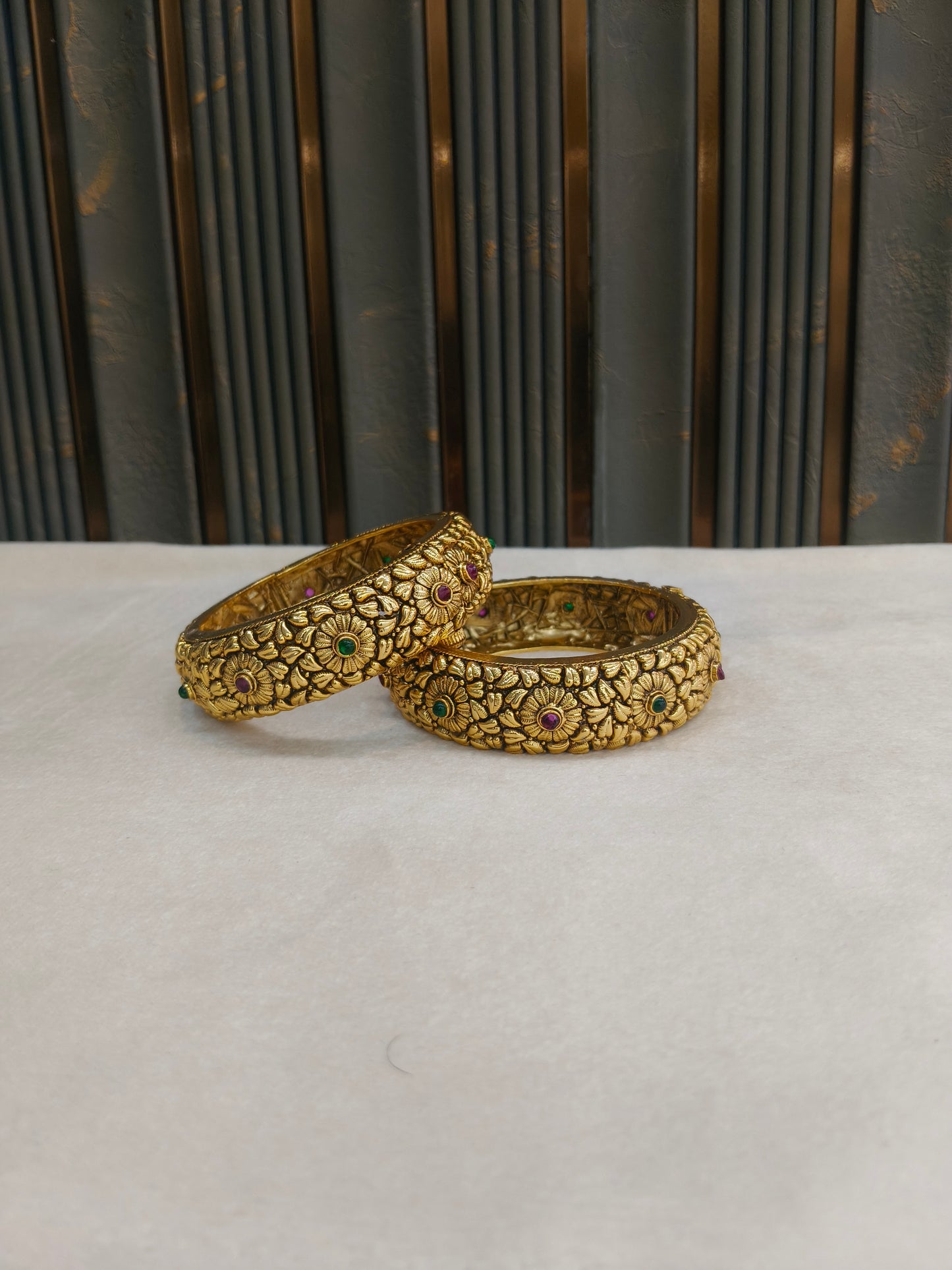 Indian bangles Traditional bollywood jewelry Ruby Green Hajra Gold bangles