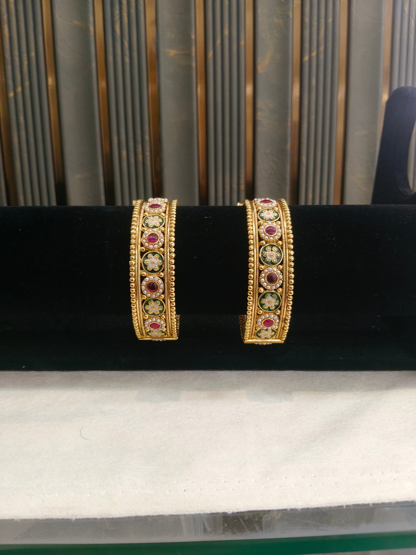 Indian bangles Traditional bollywood jewelry Ruby Green Noori Gold bangles