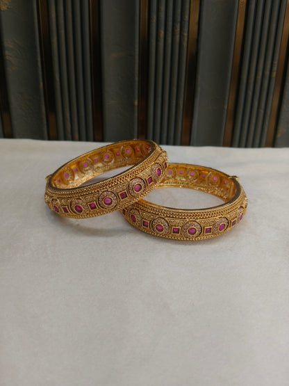 Indian bangles Traditional bollywood jewelry Ruby Fuiza Gold bangles