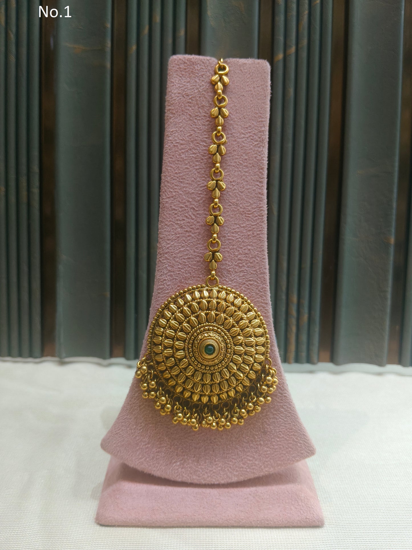 Gold polki Tikka Jewellery Indian Niram Headpiece Jewellery
