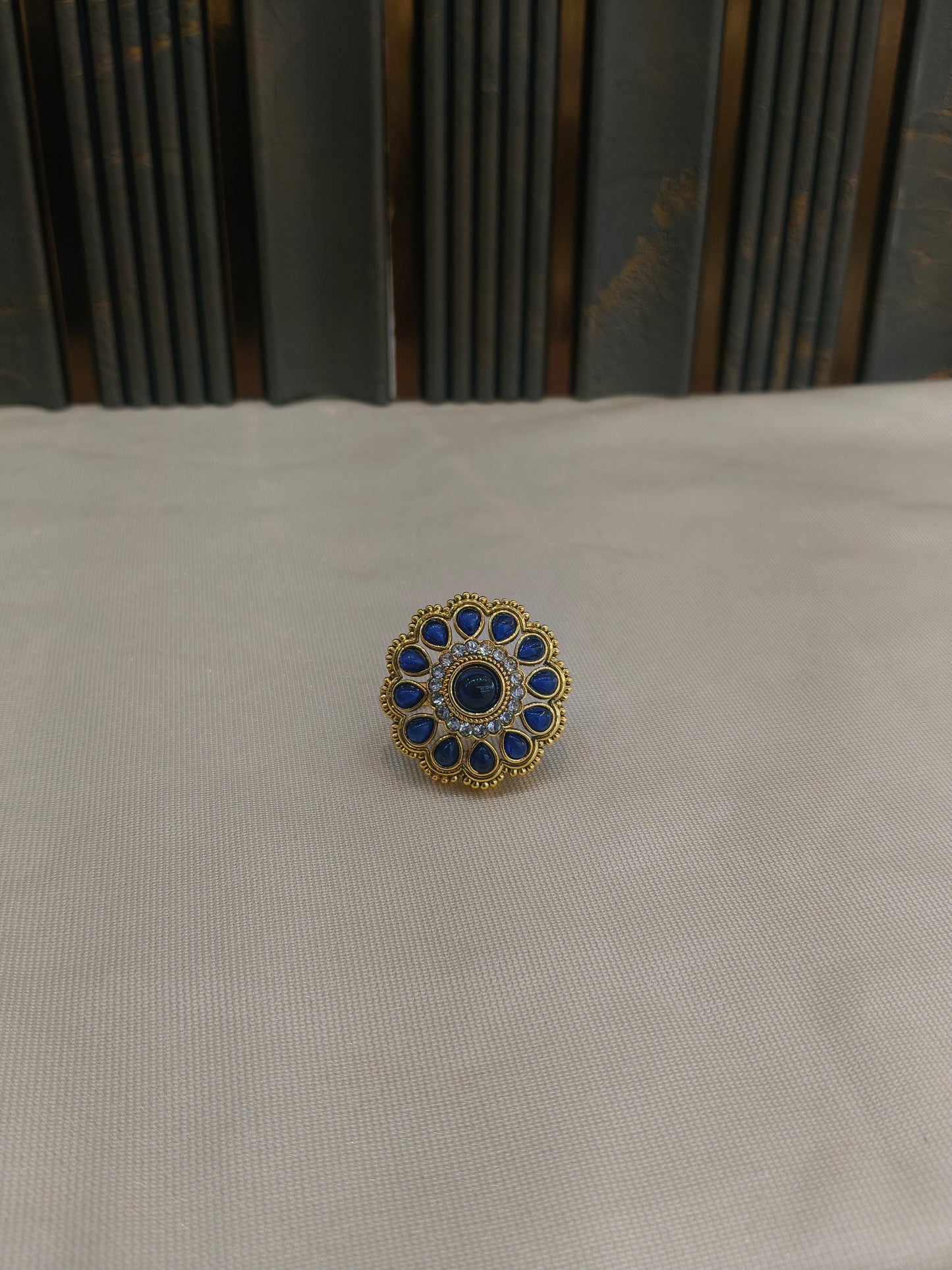 Kundan Adjustable Una Finger Rings