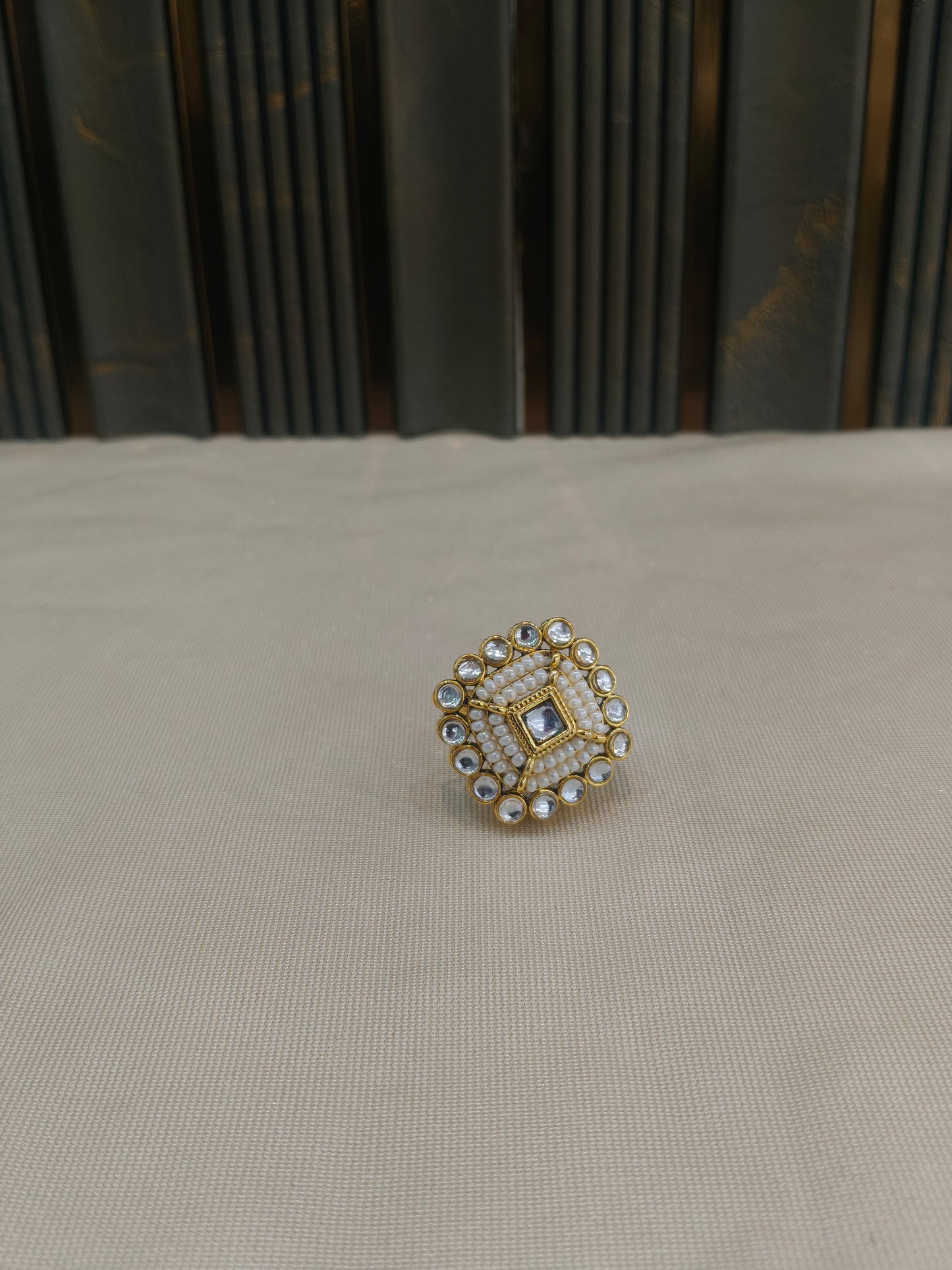 Kundan Adjustable Una Finger Rings