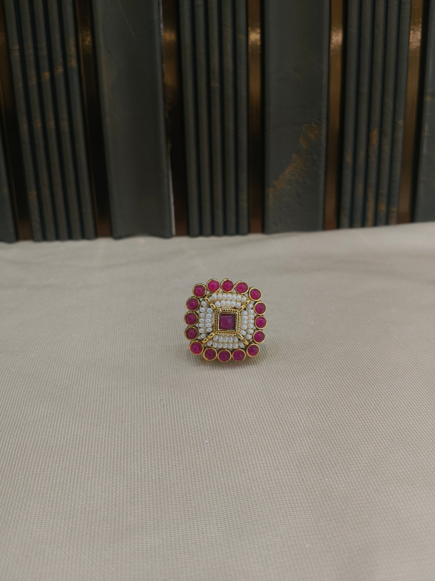Kundan Adjustable Una Finger Rings