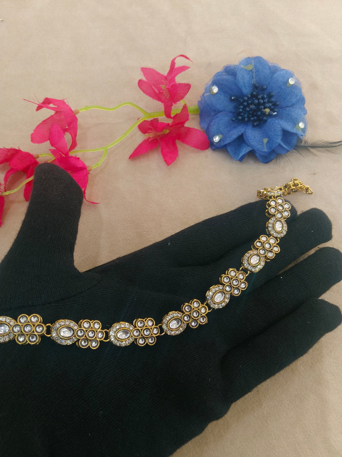 Gold White Headpiece Matha Patti sheesh fool Head Jewellery