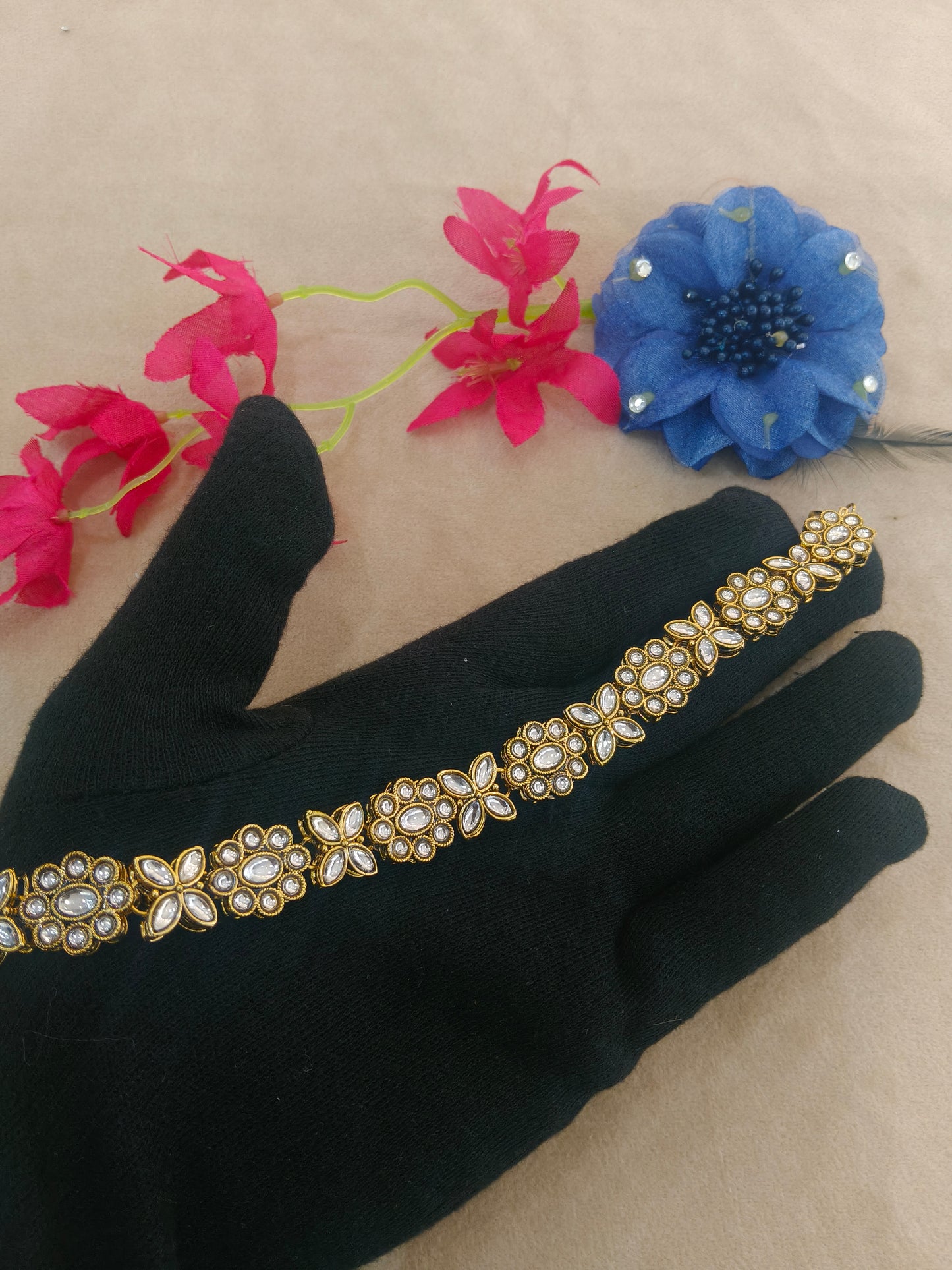 Gold White Headpiece Matha Patti sheesh fool Head Jewellery