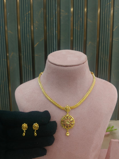 Gold Forming Jewellery Sohi Necklace Set