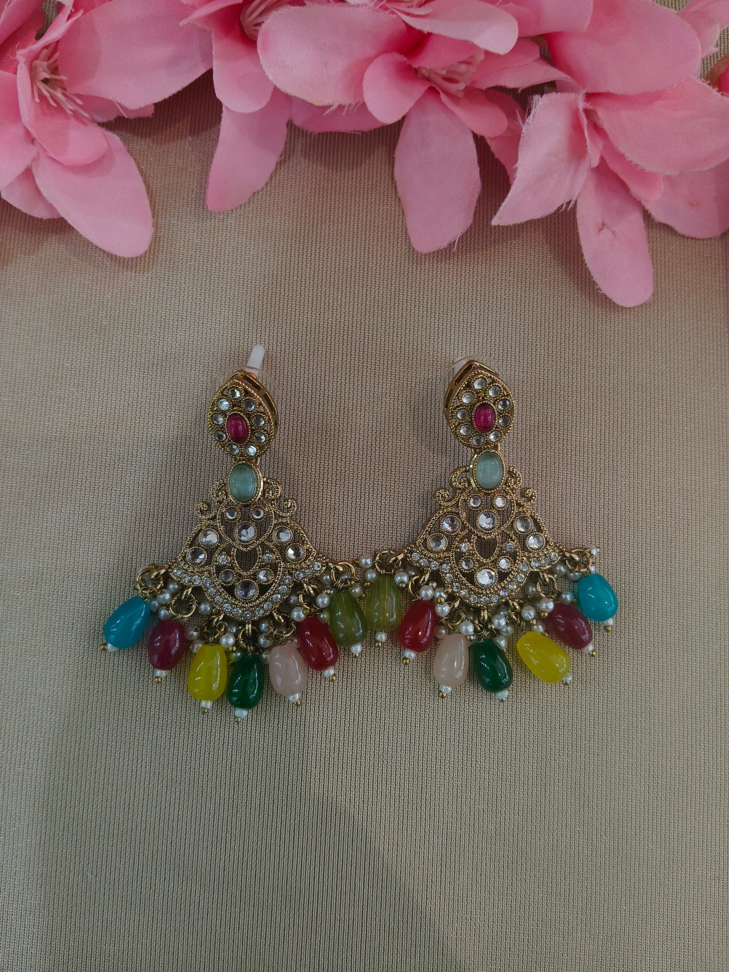 Antique  Kundan Bollywood Sonam Earrings