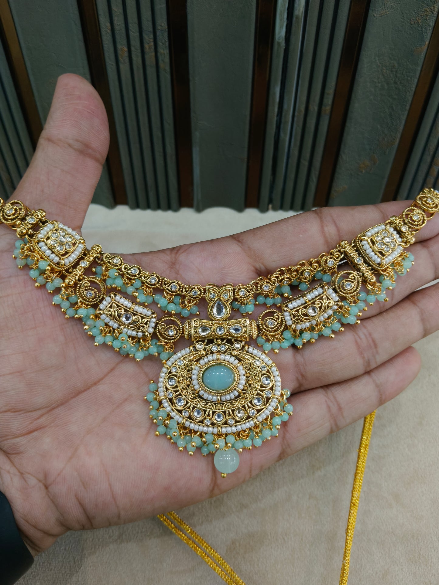 Mint Kundan necklace Set/ kundan Indian jewellery kundan Alani sets