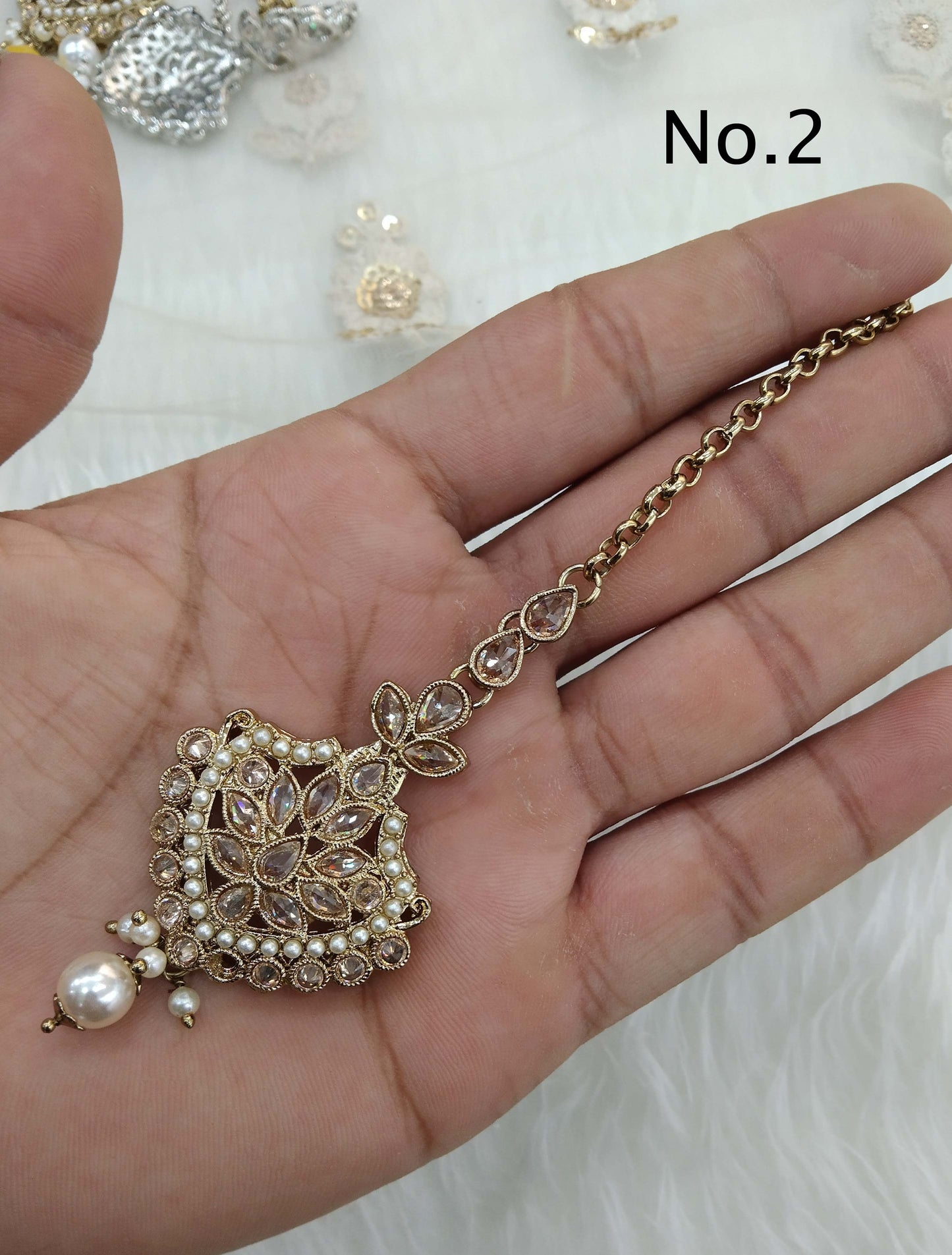 Tikka Tika Jewellery Indian Headpiece Jewelry/Dark gold HeadPiece Tikka Hair/ Maang Tikka gini Jewellery