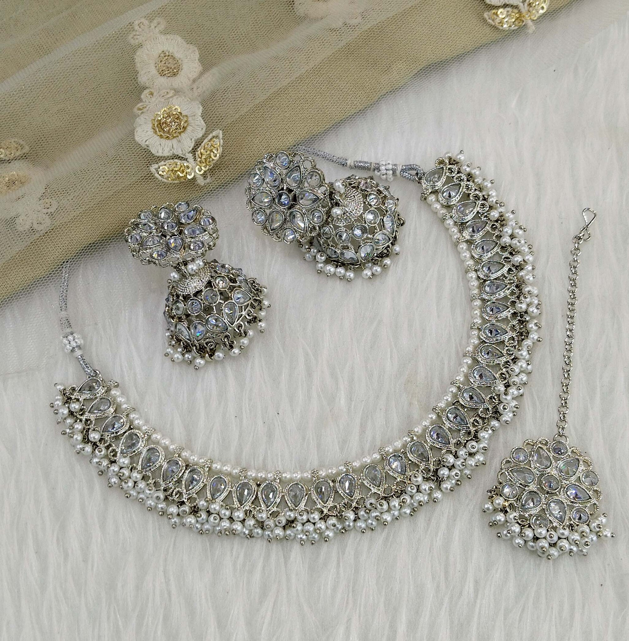 Victoria Bridal Necklace Set | Mirana