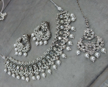 Indian  Jewellery/ Silver necklace dinki set