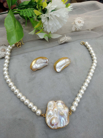 Gold Off white western style uncut stone Necklace Set /Indian Necklace Set/ Indian sumu Jewellery