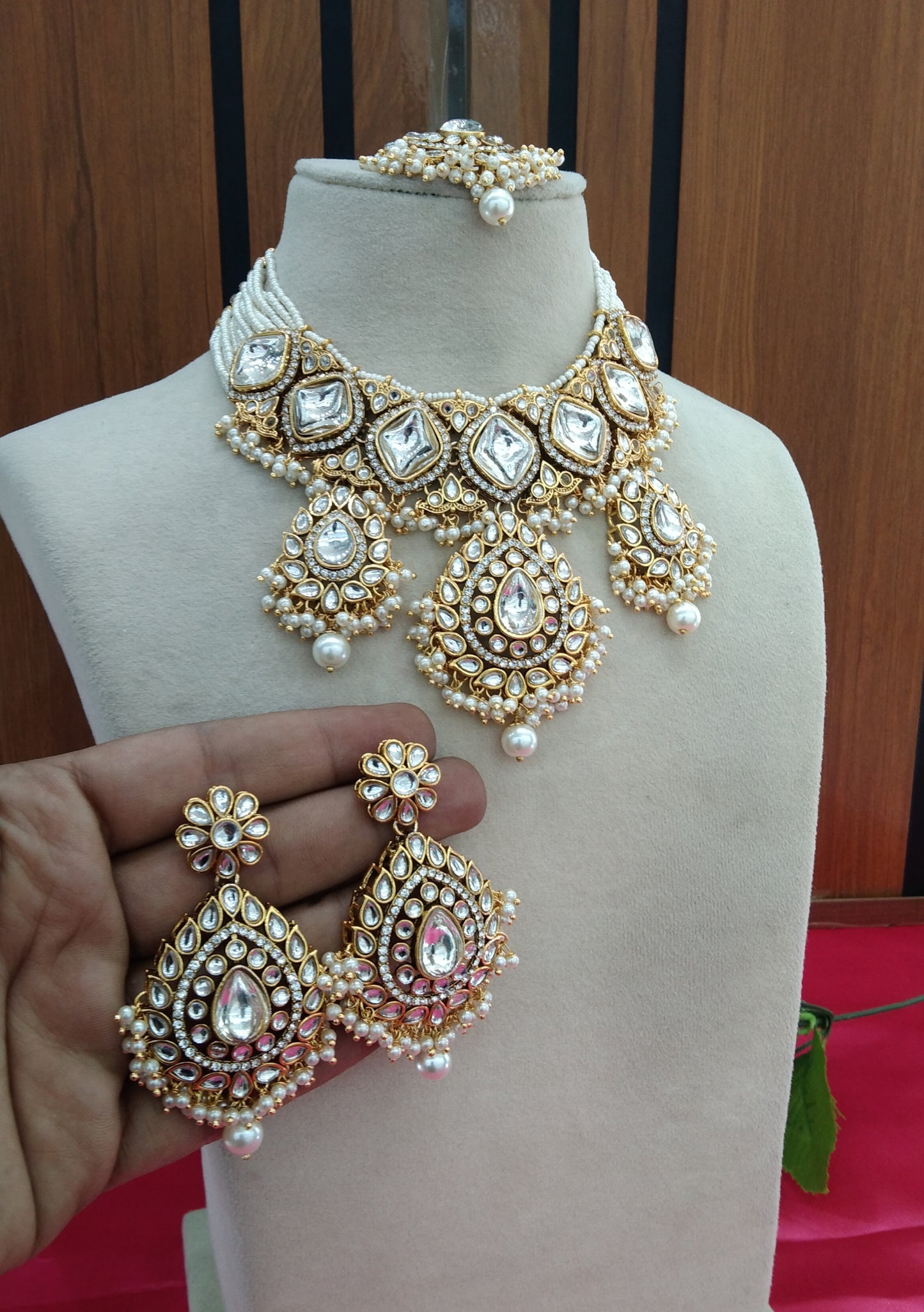 White Kundan Necklace Jewellery Rose Set
