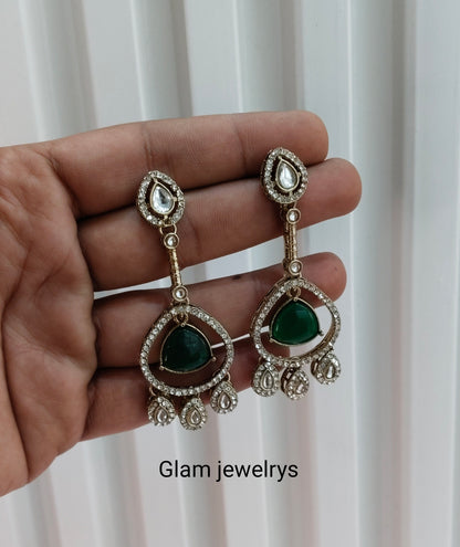 Green Antique Gold Omna Indian Earrings Set