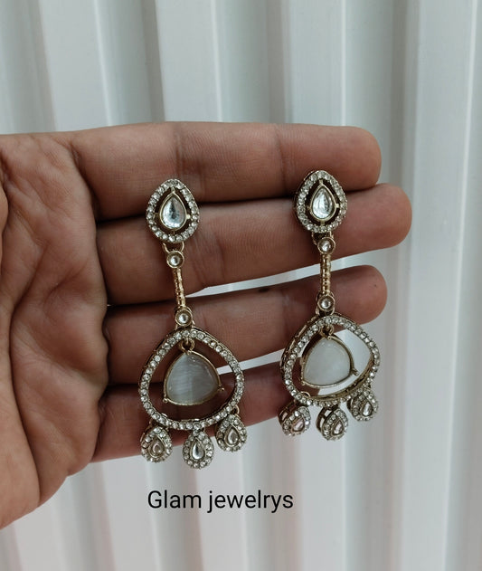 White Antique Gold Omna Indian Earrings Set