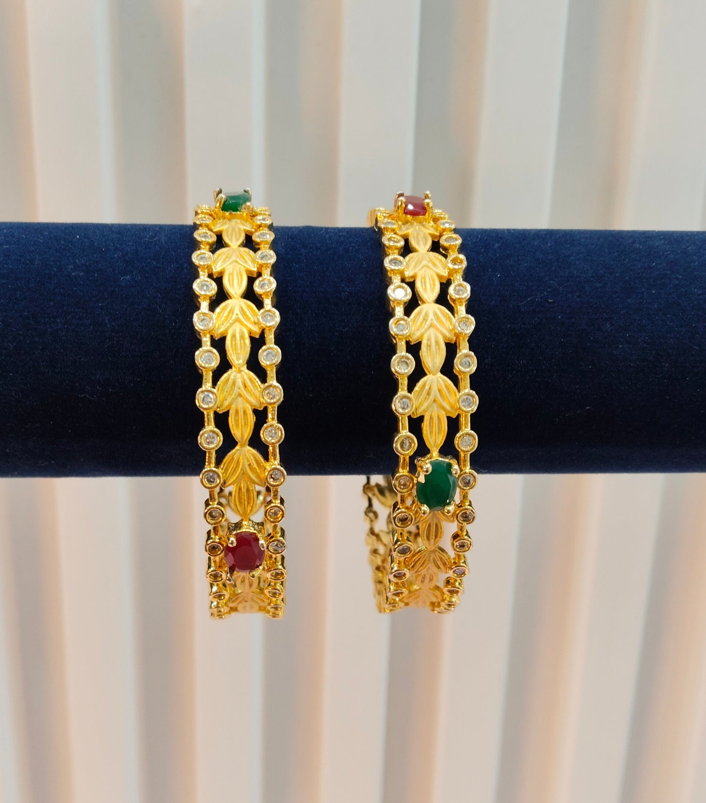 2.6 Size Indian bangles jewelry /Traditional bollywood jewelry/Ruby Green gold bangles