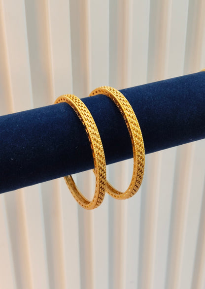 2.6 Size Indian bangles jewelry /Traditional bollywood jewelry/ gold bangles