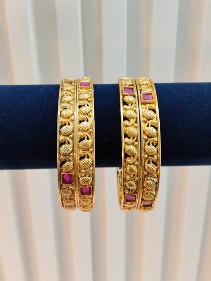 2.6 Size Indian bangles jewelry /Traditional bollywood jewelry/Ruby Gold bangles