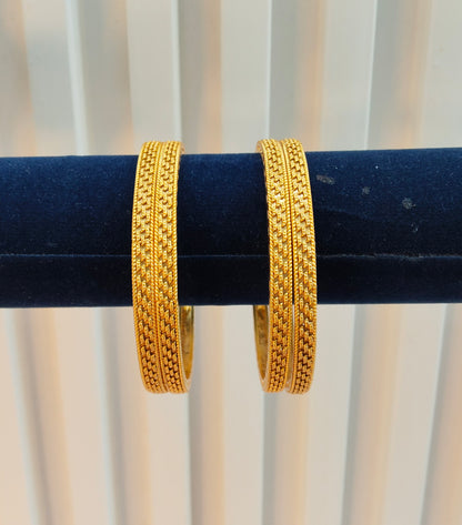 2.8 Size Indian bangles jewelry /Traditional bollywood jewelry/ Gold bangles