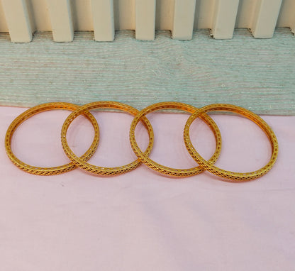 2.8 Size Indian bangles jewelry /Traditional bollywood jewelry/ Gold bangles