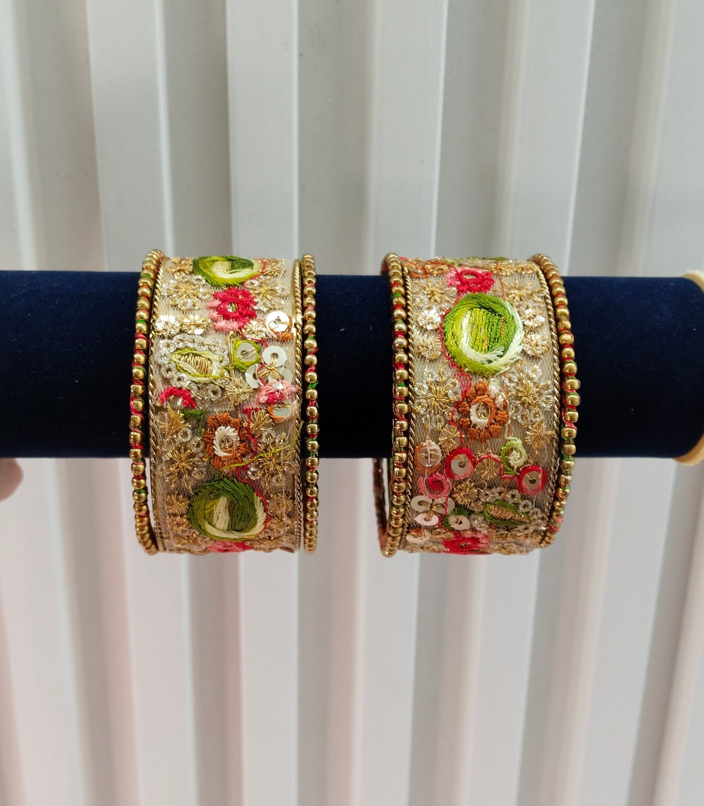 2.6 Size Indian bangles jewelry /Traditional bollywood jewelry/Multi Color Antique bangles