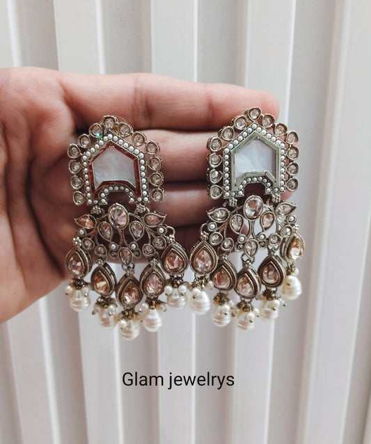 Antique Gold Bollywood Sarpunch Indian Earrings