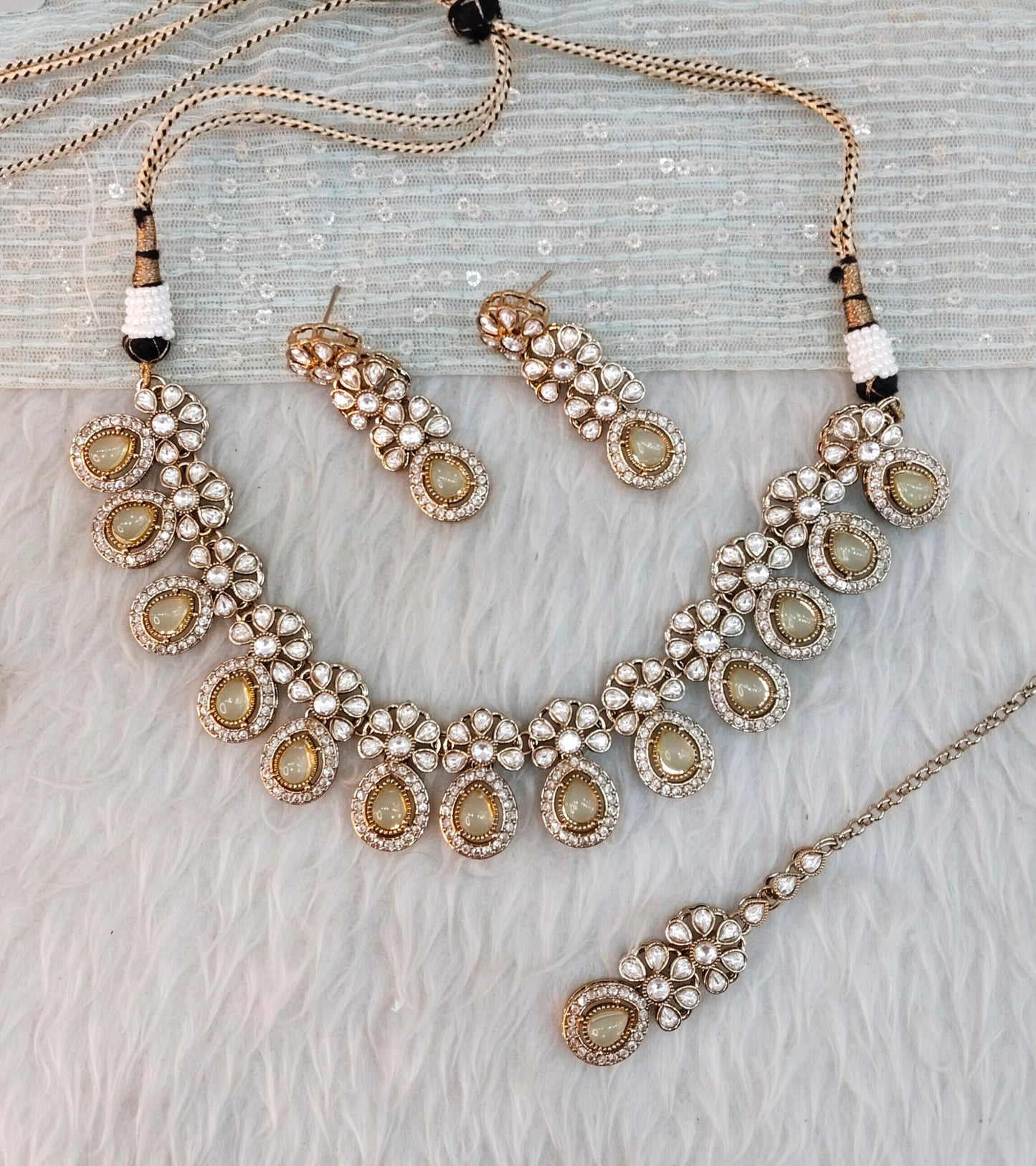 Pastel Green Gold Moissanite Kundan Necklace Indian Jewellery Kartar Set