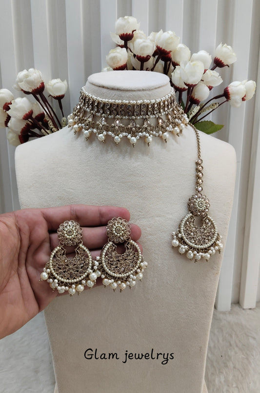 Antique Gold Choker Indian Jewellery Rami Set