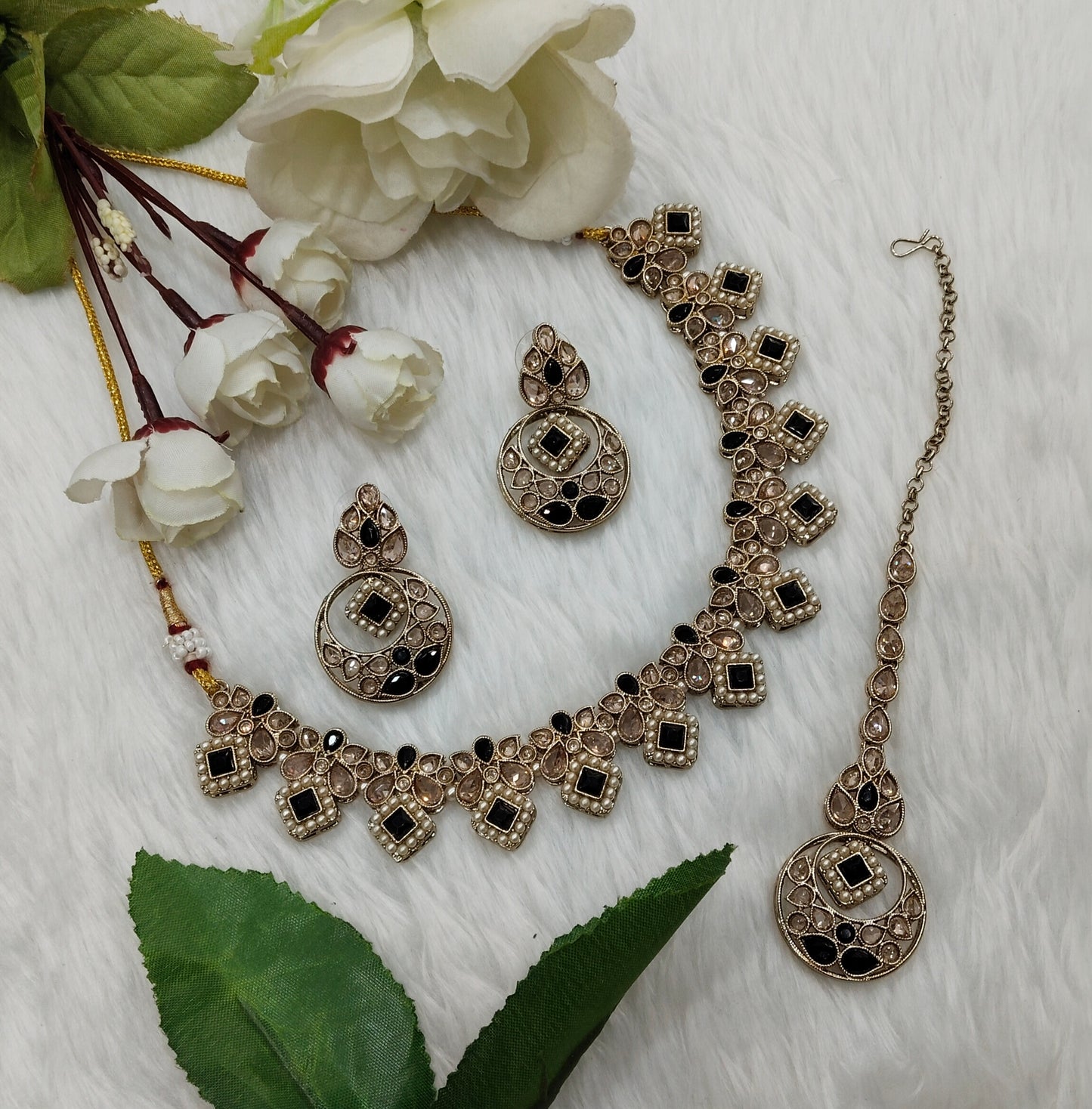 Black Antique Gold Necklace Indian Jewellery Race Set