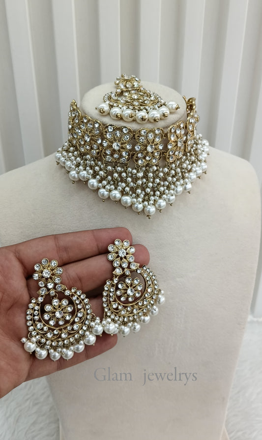 White Antique Gold Choker Indian Jewellery Jot Set