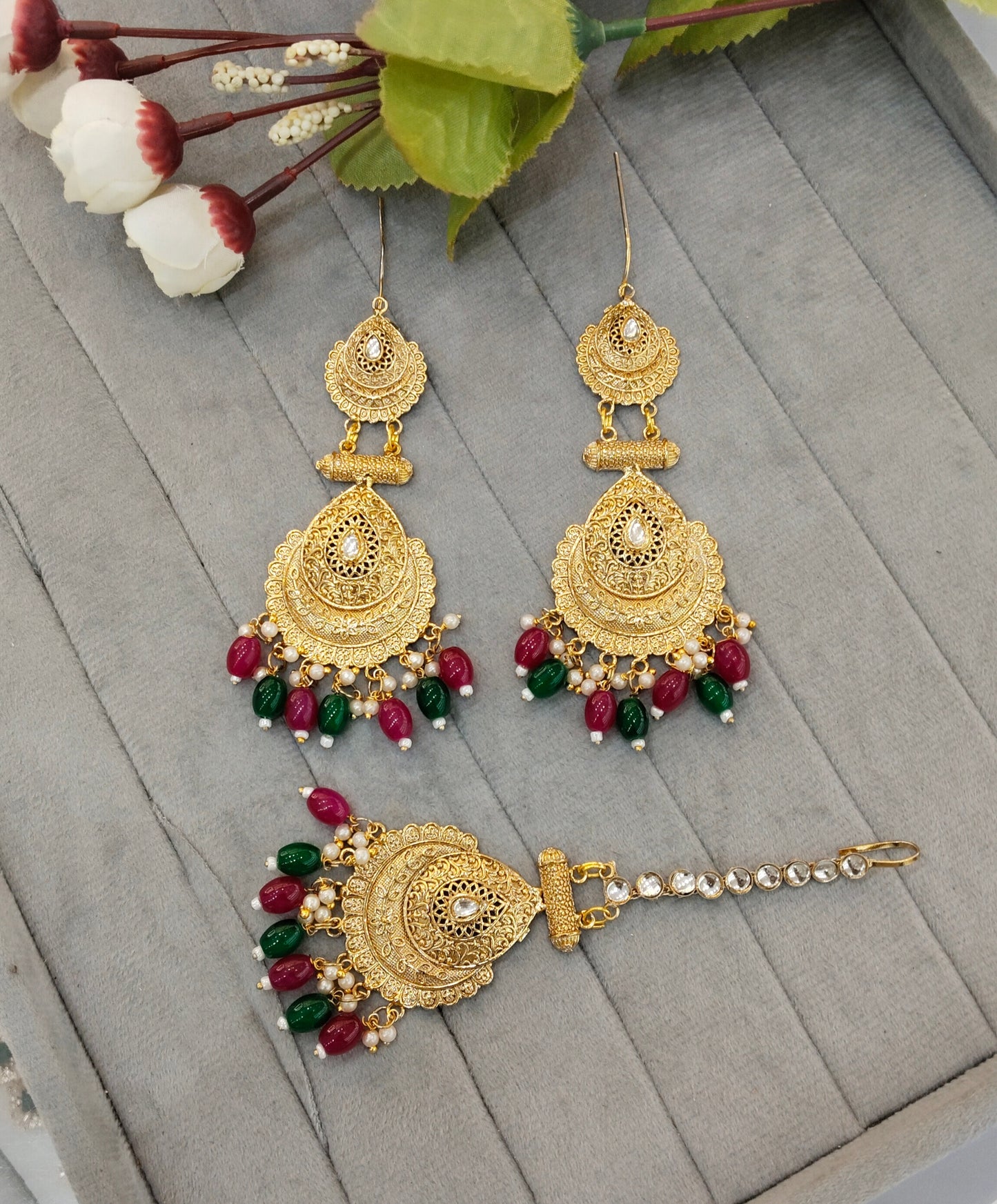 Ruby Green Gold Polki Punjabi Style Indian Earrings and Tikka