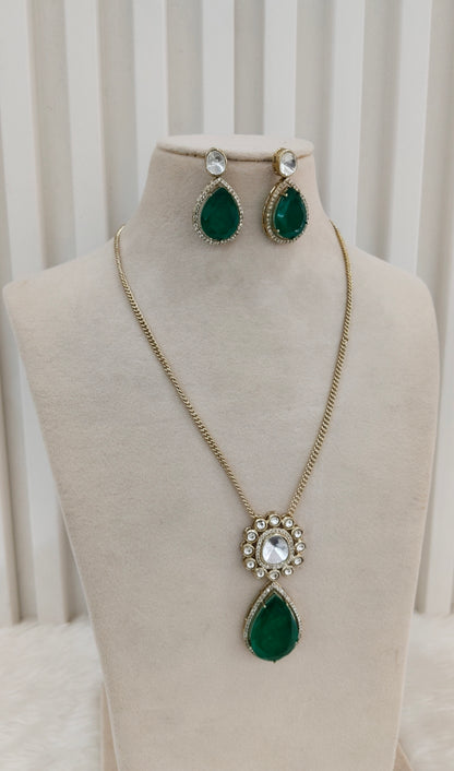 Green Gold Moissanite Kundan Necklace Indian Jewellery Solis Chain Set