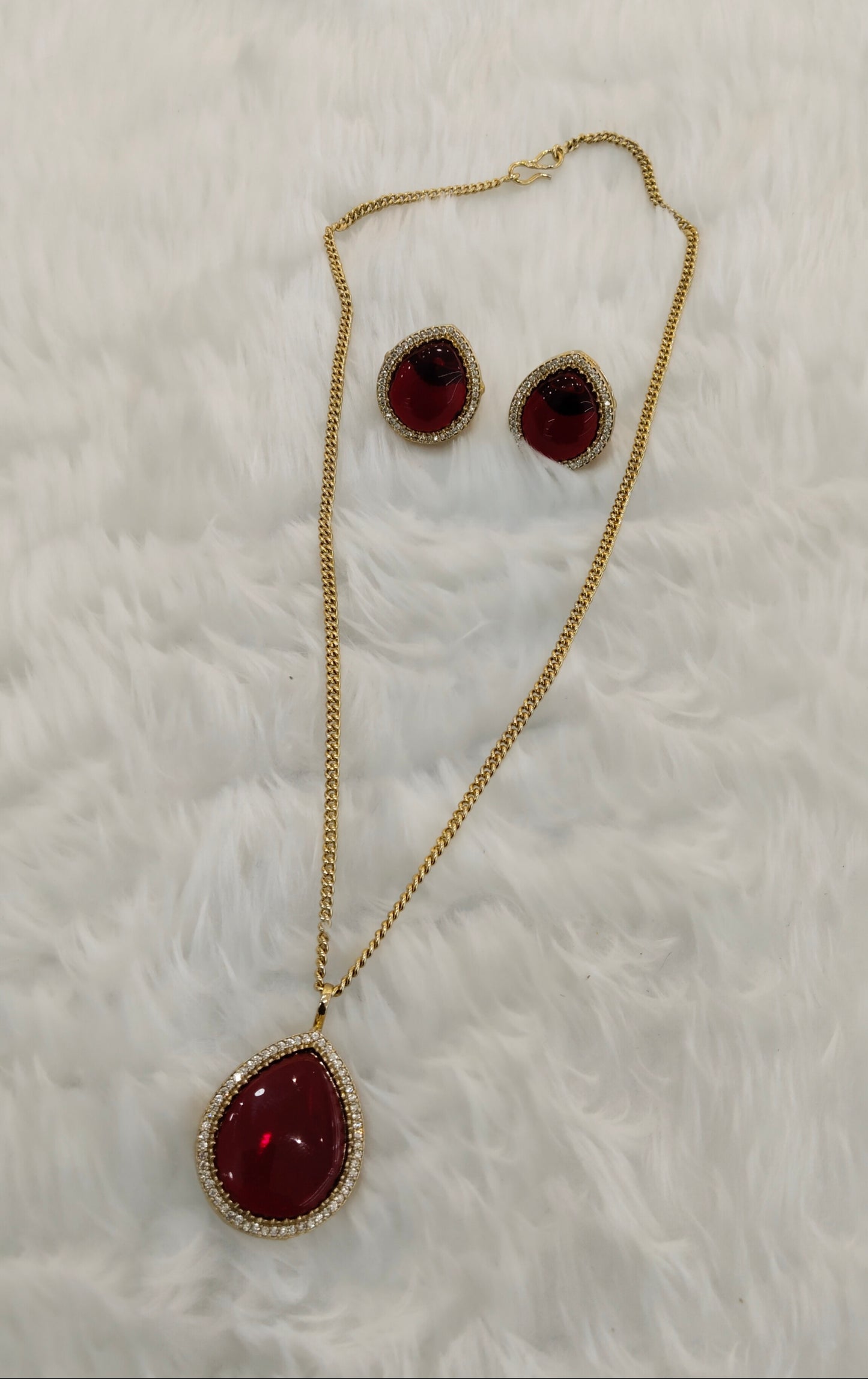 Maroon Gold Moissanite Kundan Necklace Indian Jewellery Avenger Chain Set