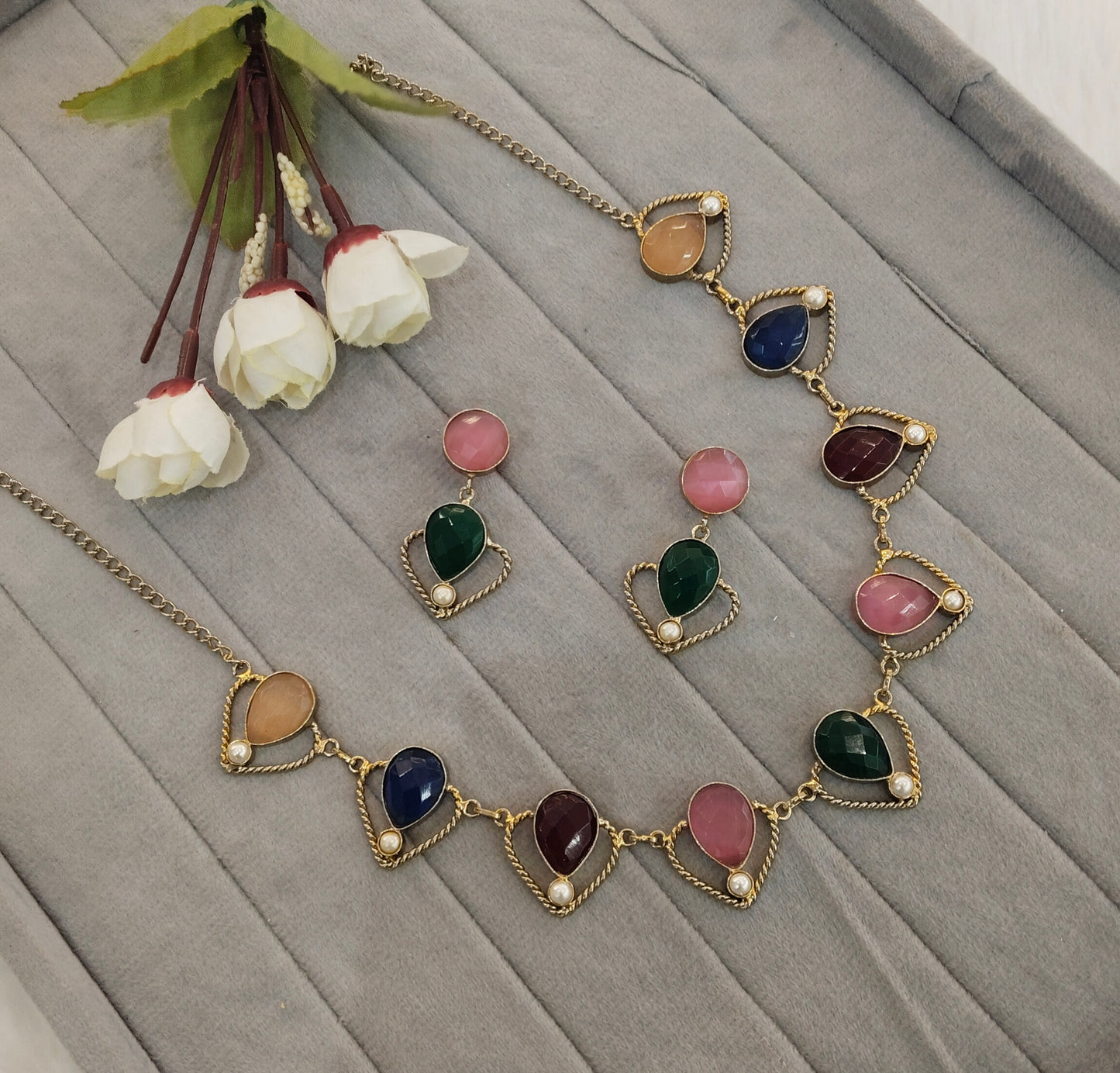 Multi Color Victorian Necklace Indian Jewellery Escourt Set
