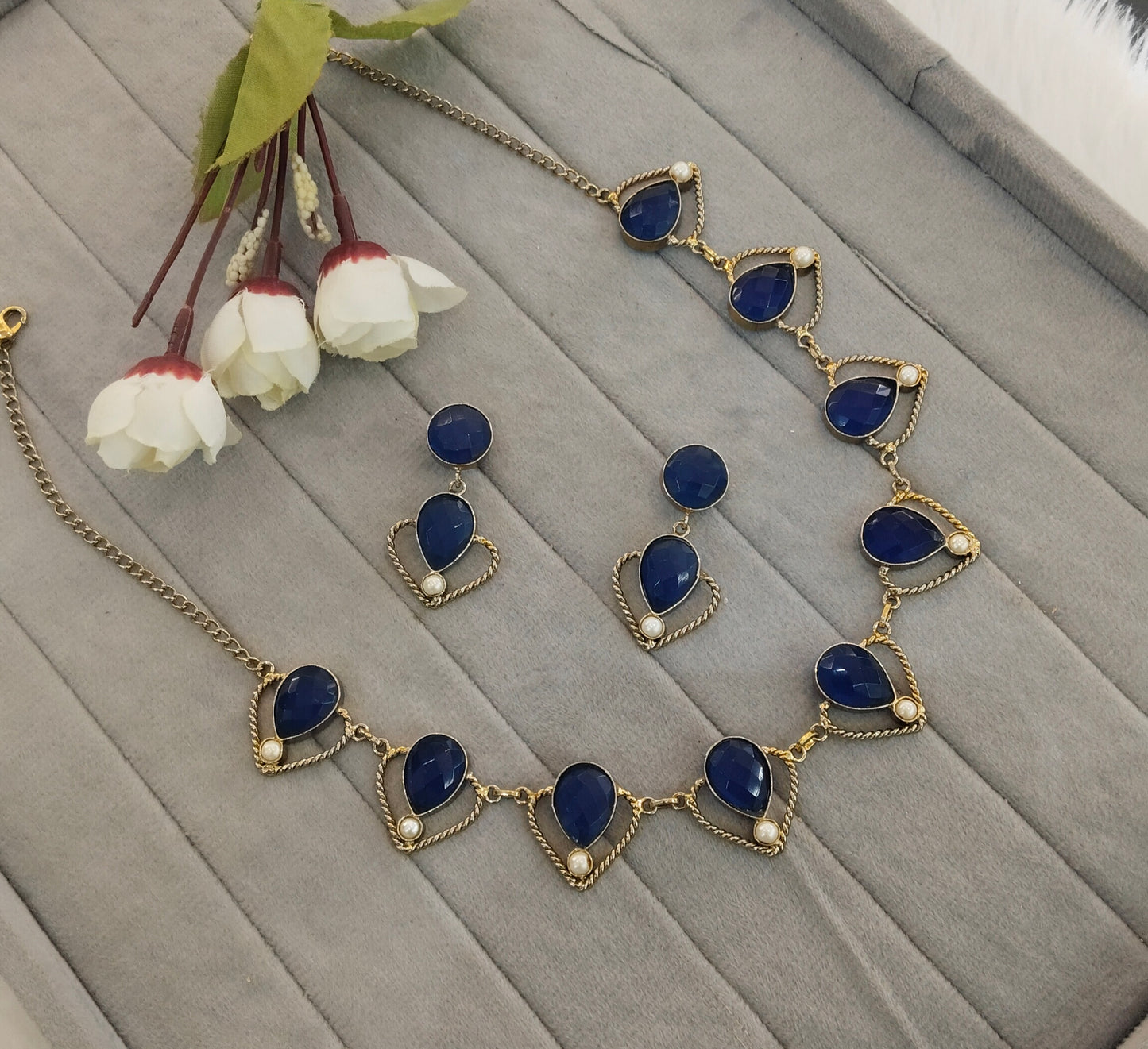 Blue Victorian Necklace Indian Jewellery Escourt Set