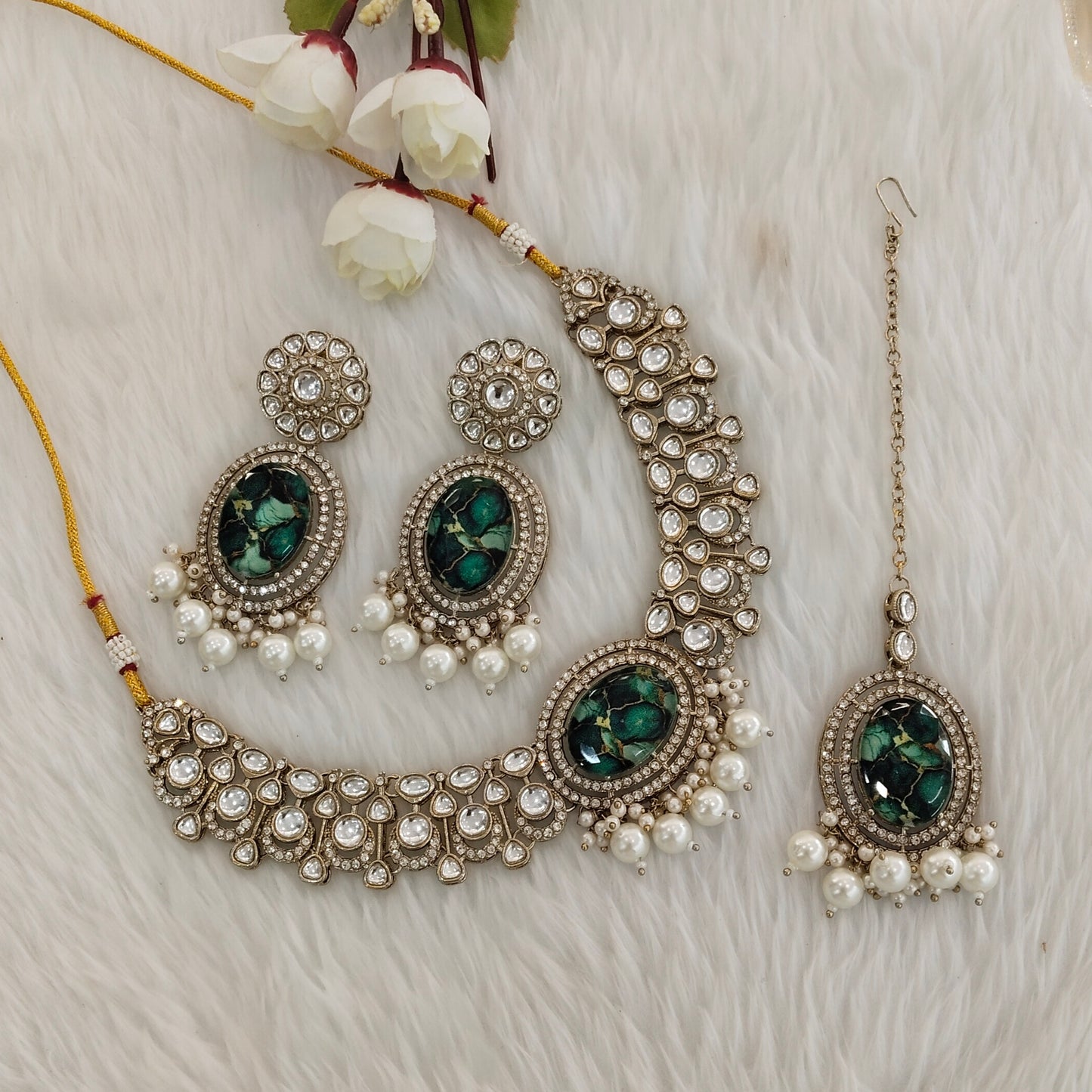 Green Antique Gold Kundan Necklace Indian Jewellery Wanted Set
