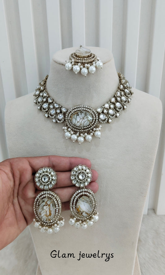 White Antique Gold Kundan Necklace Indian Jewellery Wanted Set